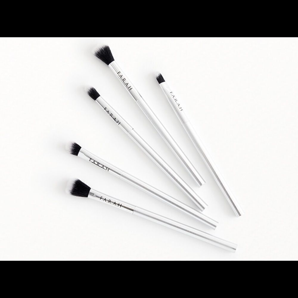FARAH brushes